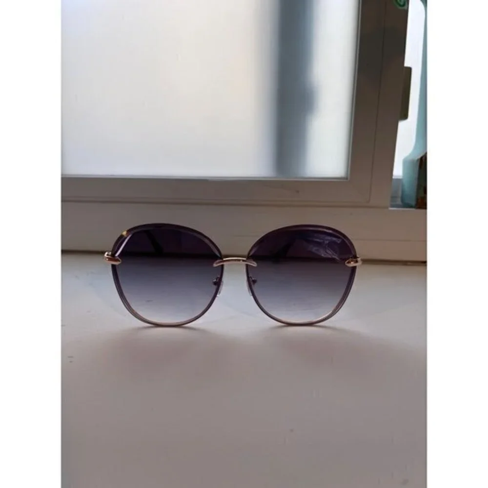 Spectacular Frame Of Mind Round Frame Rimless Sunglasses Black‎